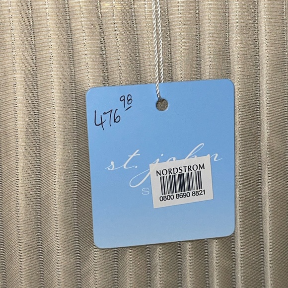 NEW ST. JOHN Elegant Cream Pleated Skirt High Waist Silk Blend Flowy Sz Large - Picture 4 of 9